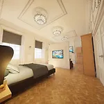 Bonnie Hotel Haymarket Edinburgh